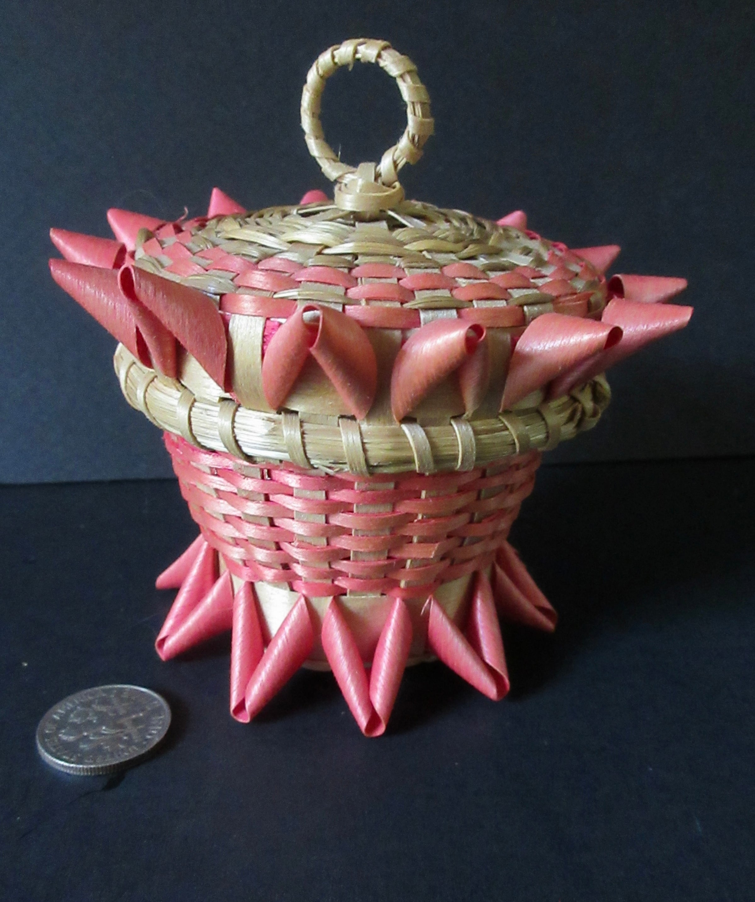 Modified Acorn shape Basket, Wabanaki - Vintage | American Native