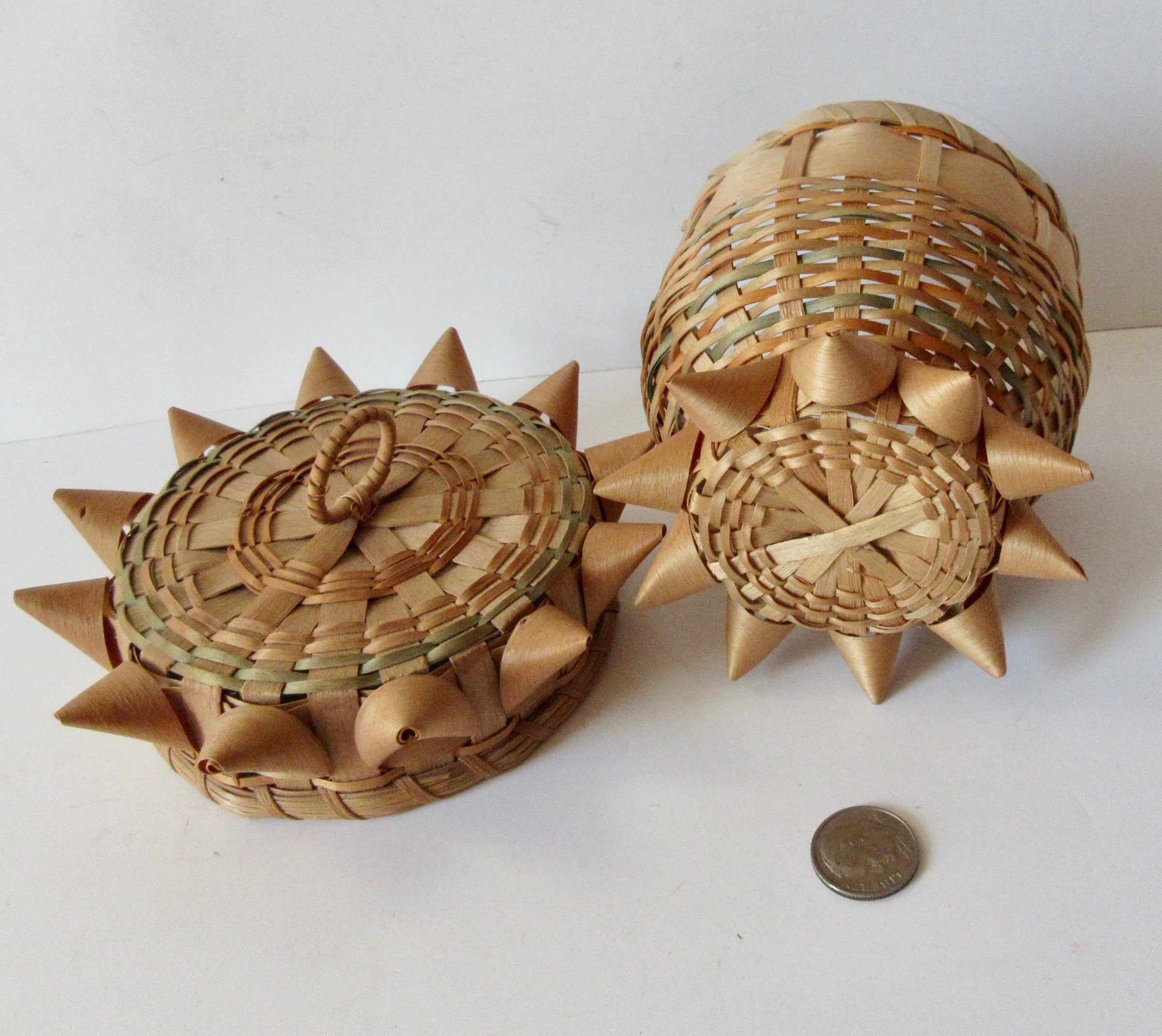 Modified Acorn shape Basket, Wabanaki - Vintage | American Native